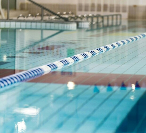 子どもの習い事、親の“期待”になってない？5年間のスイミング、私の大きな失敗談