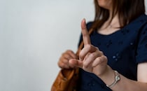 「そんなのアドバイスじゃないよ」思想強めママの言い分を一蹴、ママ友の言葉に感謝｜自然派押し付けママ