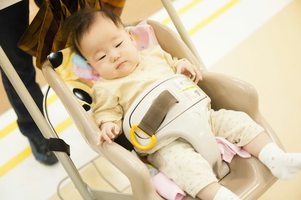 満員エレベーター見送り続けた乳児母→男子3人組の親切に3.9万いいね「そのまま大人になって！」