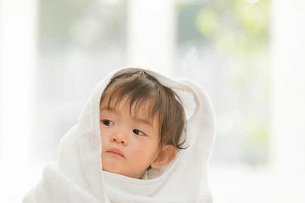 「素晴らしい」5歳が服を着たまま入浴→素直すぎる感想に14万いいね「百聞は一見に如かず」
