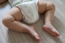 うんちかな？とおむつを開けて勘違いだったら→母の一言に4千いいね「いいですね」「自己肯定感高まる」