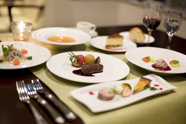 高級　ディナー