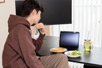 妊娠がわかり幸せ絶頂だったのに…→夫婦に見え隠れする“崩壊の兆し”｜風俗通いの夫を成敗した話