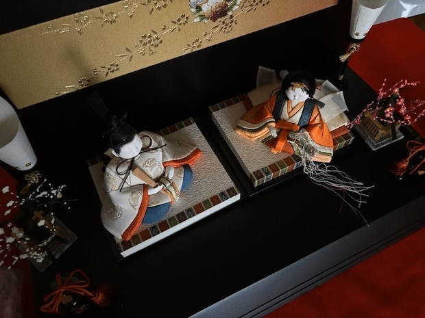 「素敵な成長を祝いたい」5歳娘がひな人形を触った、優しすぎるワケに13万バズ!純粋な心