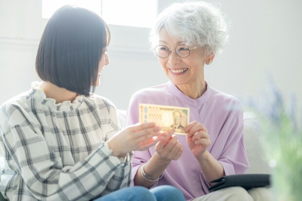 義母に10万円を要求されたら？後悔しないための「断り方・貸し方」