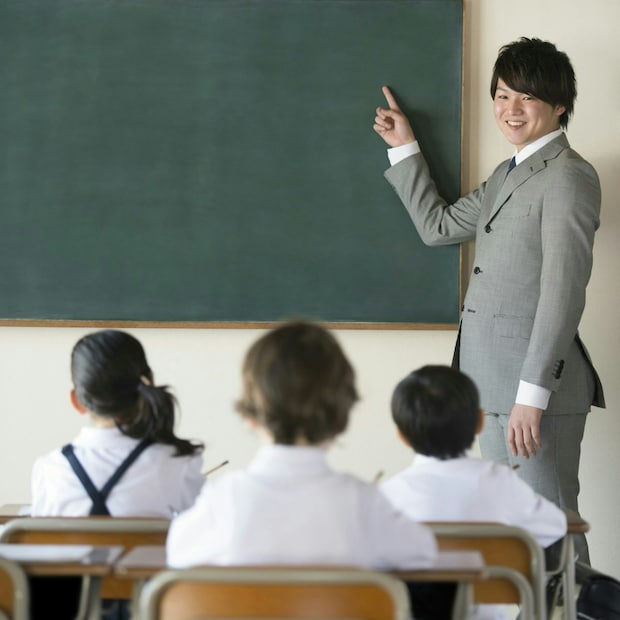 席替えで「アリーナ席になった」→小学生のセンスが光る会話に4千いいね「アリーナ席大歓迎」「面白い」