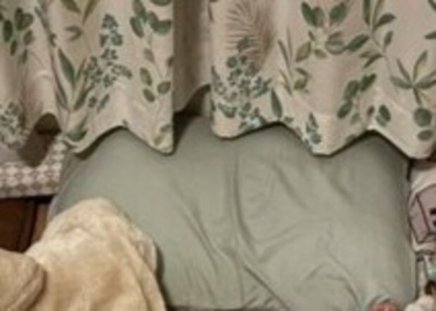 「トイレから戻ると、あら不思議」全親が共感→子育てあるあるに9千いいね「ギュウギュウ」「幸せな写真」