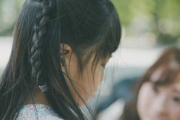 落ち込む　女の子