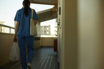 モンペ母の【裏事情】特別扱いされないと気が済まない、悲しい理由｜クラスにいたモンペママ