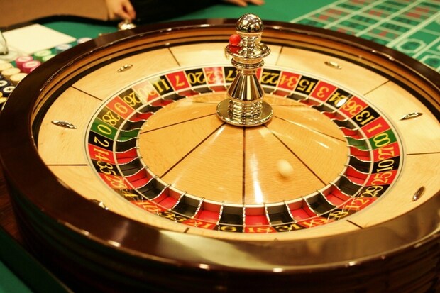 兄妹に“どっちがかわいい”問われ→「ルーレットで決めます！」母の返しに4万いいね「優勝」「平和的」