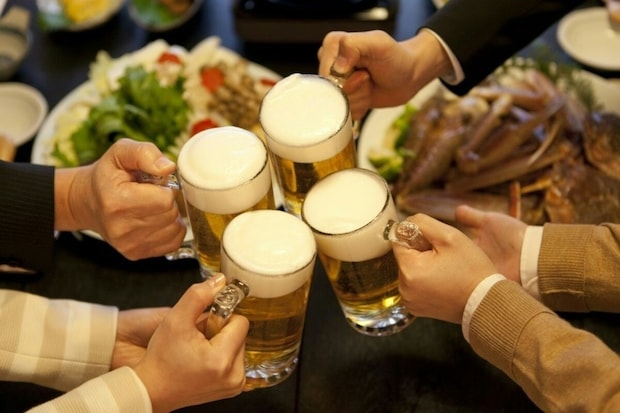 夫の飲み会に【ルールある？】→約束の時間に帰らない夫に不満の妻に「他人に迷惑かけない」「終電で帰る」