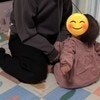 紐をギューッと引くと…【じわじわくる】母子の遊びに4万いいね「楽しそう」「愛情があふれてる」