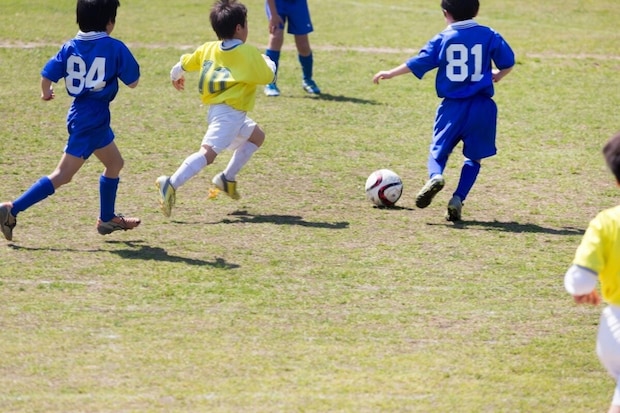 小1息子のサッカーチーム選びで、夫の【体育会系スイッチ】がONに…｜体育会系こじらせパパ