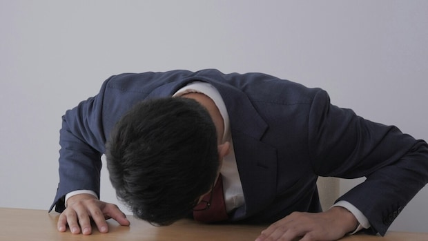 「離婚したくない」泣いて土下座する不倫夫→主導権を握った妻の報復|妊娠中にラブホ不倫されました