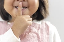 保育園で「嫌なことされた」4歳女子→深呼吸した後の行動に8.6万いいね「気合い入れ？」「良く考えた」