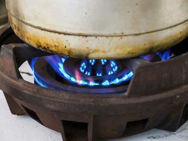 30歳女性が実家で留守番頼まれて→母からの「子ども扱い」に9.2万いいね「あるある」