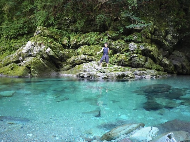 【水質がよすぎる！】想像をはるかに超える透明度に1万いいね「怖くなるくらい美しい」「行ってみたい」