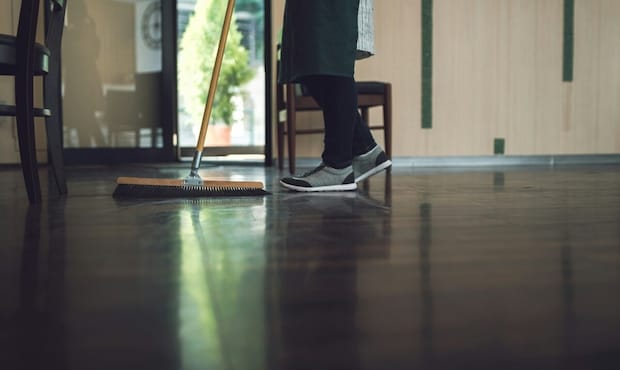 店内の清掃は「お客様のためじゃないですよね?」→パートおばさんの目的を暴く|残業代がほしい同僚