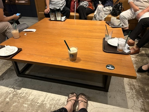 【大阪】「スタバで親戚の集まり？」急な相席エピに7.8万いいね「ええ街や…」「マジであるあるw」