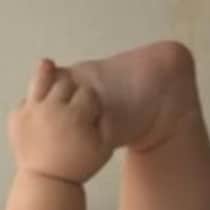 世界で一番幸せな目覚め…→“寝起きの絶景”に17万いいね「これは一生見ていられる」「尊すぎる…」