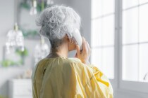 「光熱費が払えなくて…」毎月のように金を無心する実母→限界感じて【着信拒否】｜家族に借金する両親