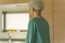 孫の泣き声に「うるさい」精神が不安定な実母→ついに距離を置くことに｜産後に実母と距離をおいた話