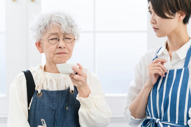 料理上手な義母から「何か作って」と無茶振り！さらに、味付けを否定されてトラウマに…