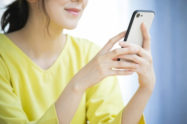 オークションで起きた【まさかの一騎打ち】→1000いいね獲得で大爆笑「素敵な親子」「もう折半で」