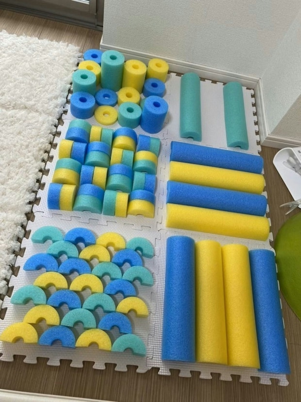 お外に行けなくても【最高】→100均のジョイントマットでママが自作！DIYプレイスペースに1万いいね