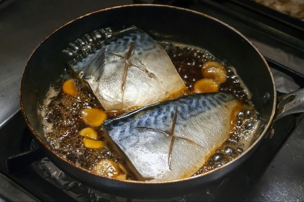 「ママ、これは…」魚の煮つけ失敗した母→息子の言葉が神すぎて「胸に矢が5本刺さった」感涙の一言