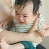 断れない善意が一番怖い！息子の入浴まで強行する友人の「親切の押し売り」｜おせっかいな友人