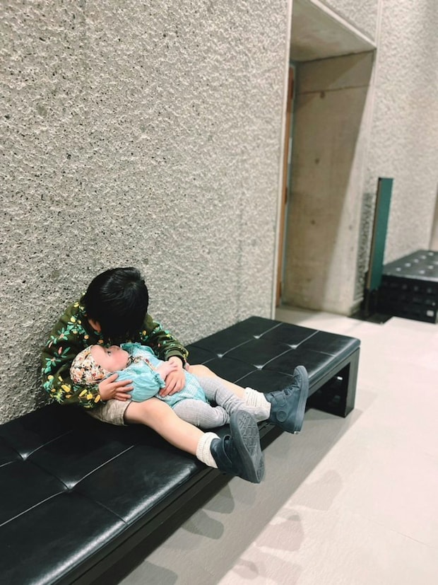 「世界で一番、妹が好きなんだって」→兄妹の温かな写真に「なんて愛おしい」「素敵」と5.4万いいね