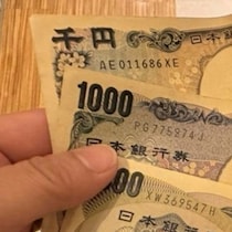 お釣りを受け取ったら【OB会状態】→懐かしの3人勢ぞろいに21万いいね「お久しぶりです皆さんｗ」