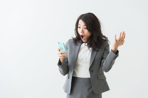 イライラ　　スマホ