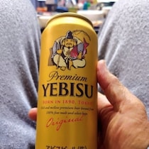 【妻の命日】1本の缶ビールとともに投稿→シングル父の言葉に1万いいね「尊敬しかない」「立派です」