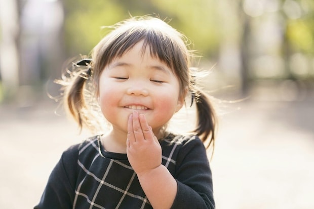 【愛があふれる】小食娘の“2歳最後の日”→母が投稿した「幸せをもらった瞬間」に心が温まる