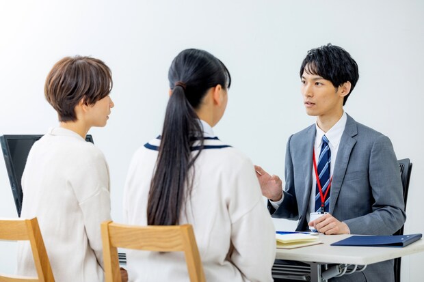 三者面談　女子　中学