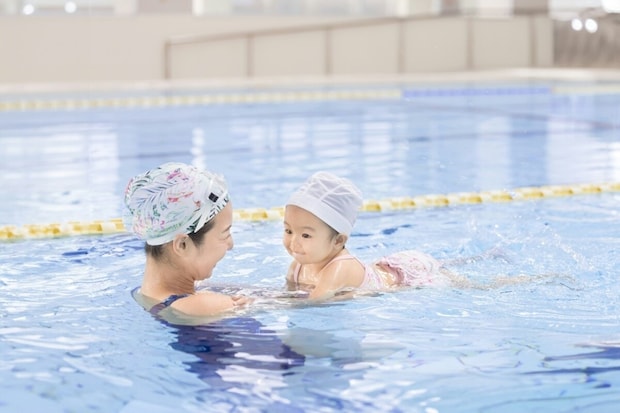 【思い出】スイミング中に父がくれた“全力応援”→愛に2.8万いいね！「最高」「うるっときた」