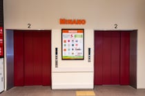 満員エレベーター×ベビーカー→男子中学生3人組の神対応に3万いいね「そのまま大人に」「癒やされた」