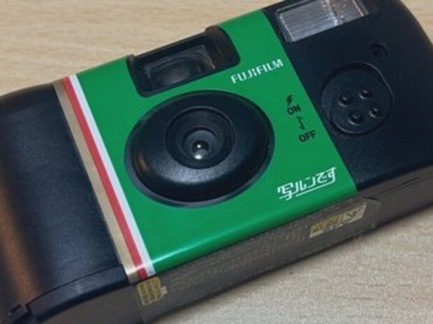 写ルンですを【1日1シャッター】→27枚撮りで新生児を撮った話に1.2万いいね「素敵」「はやりそう」