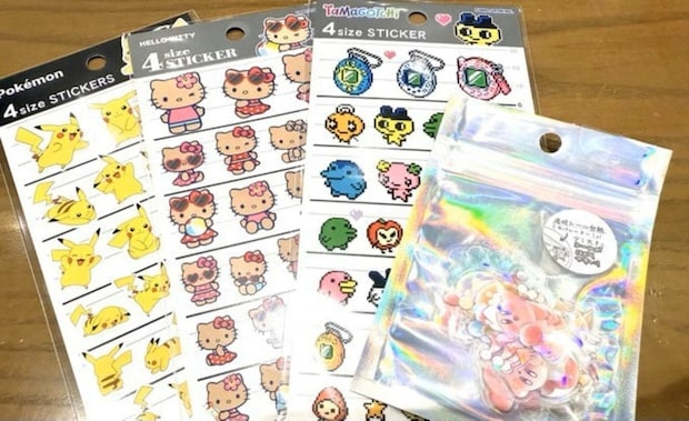 娘のシール交換で「怖い話」→初心者ならではの“問題発生”で7万いいね「親は大変」「幸せの1ページ」