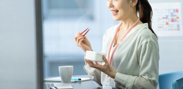 「同じタイプの人いますか？」→昼休みの過ごし方【本音】に2.9万いいね「わかる」「しっかり仮眠」