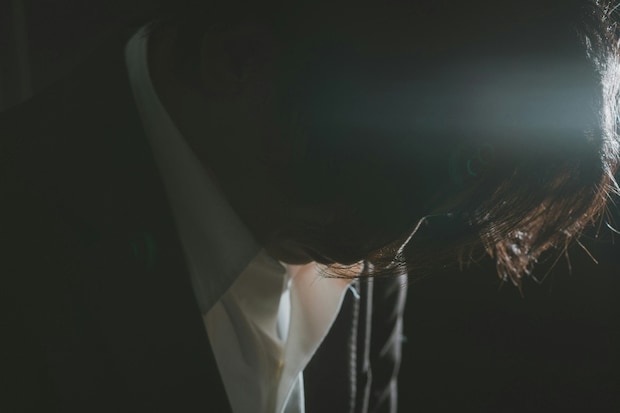 高級レストランで不倫女が発狂!身勝手な夫を捨て、"最強の母"として再出発|夫の不倫現場に義母と乗り込んだ