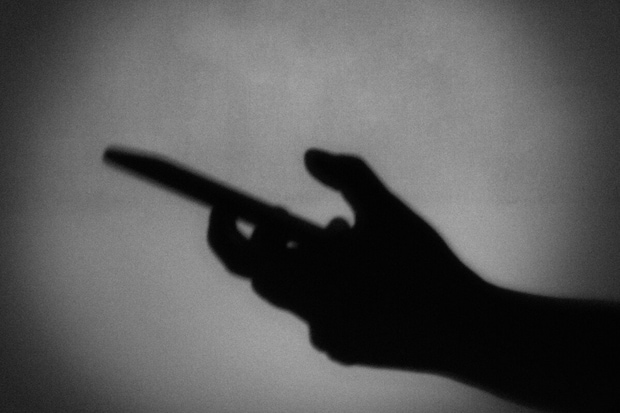 「つ〜かま〜えた」位置情報を偽装して風俗通いする夫。決別へのカウントダウン|愛は死んでも生活は続く