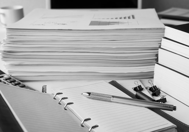 資料　自宅　紙