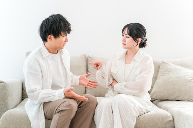 男性　不信　夫　妻