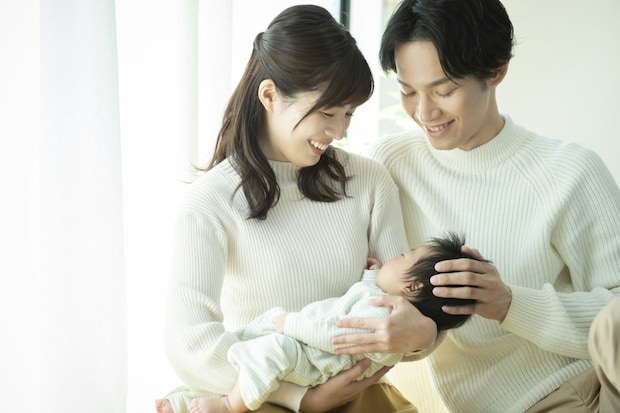 夫の言葉で「泣いちゃった」→育児がうまくいかないママの投稿に1.6万いいね「神対応」「素敵」