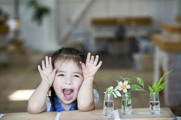 監督なの？3歳がごっこ遊びを【完全演出】→鋭い指示に3千いいね「うちも全く同じ！」「個性的で良い」