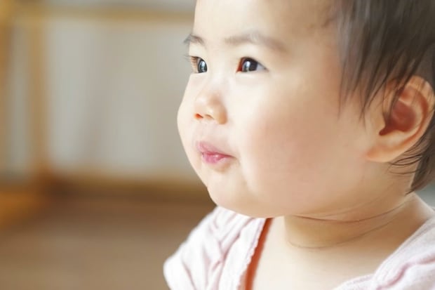 1歳半検診で医師が名言「屁の肥満」→力強い“激励”に2万いいね「謎すぎて笑った」「見る人を幸せに」