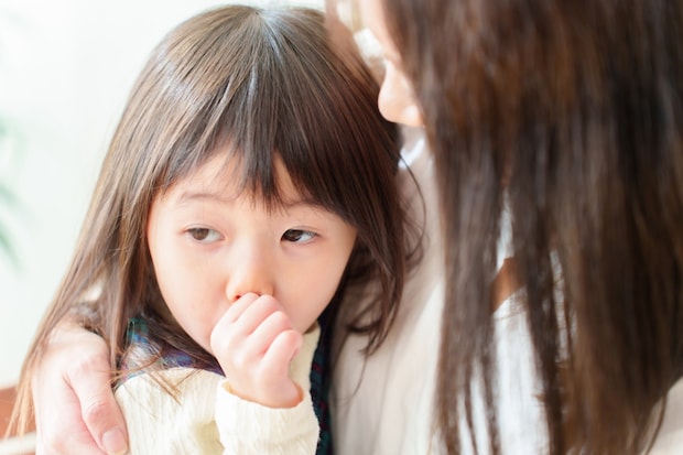 幼稚園　娘　手　ママ